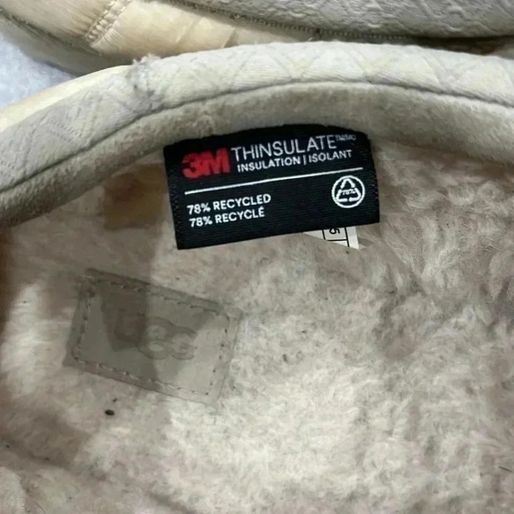 [US11] UGG Tasman LTA  Slipper - Picture 4 of 11